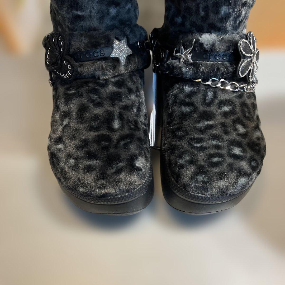 クロックス クラシック アンファーゲッタブル レオパード ニー ハイ ブーツ