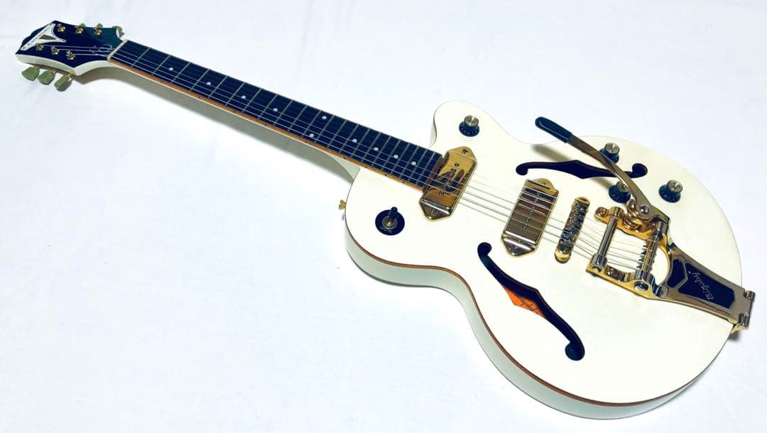 美品 Epiphone wildkat PW パール セミアコ 純正ケース付 - メルカリ