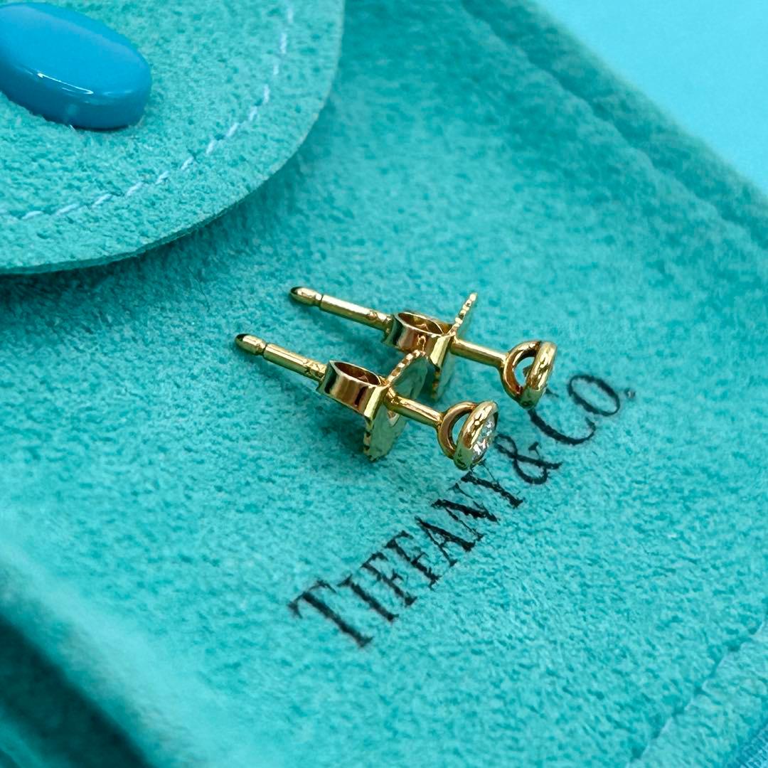 Tiffany ティファニー K18YG バイザヤード ダイヤモンド ピアス - メルカリ