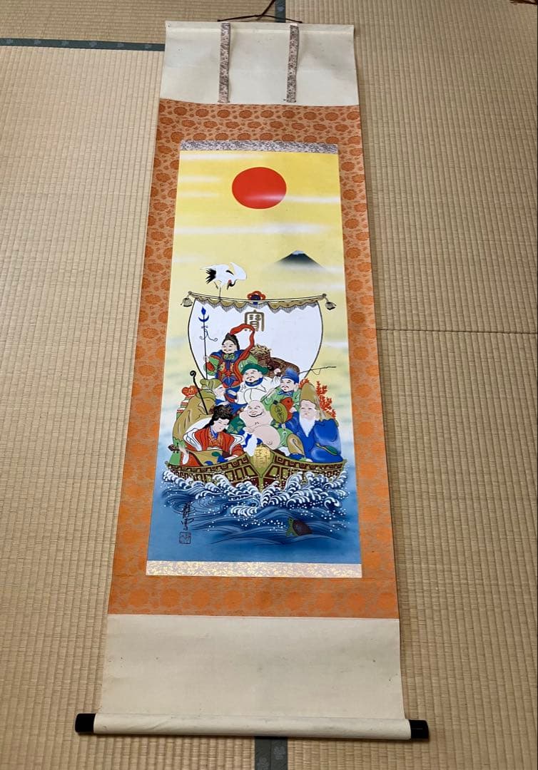 ウォーターライト　佐藤静雲筆 七福神宝船 肉筆絹 本掛軸 共箱 ビンテージ 高級色紙「七福神宝船」吉行（色紙絵）送料無料 商品詳細 掛け軸の販売