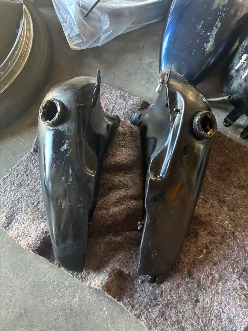 ハーレー　分割タンク　3.5ガロン　パン　ショベル Yahoo!オークション - ハーレー 分割タンク 3.5ガロン ショベル フュー