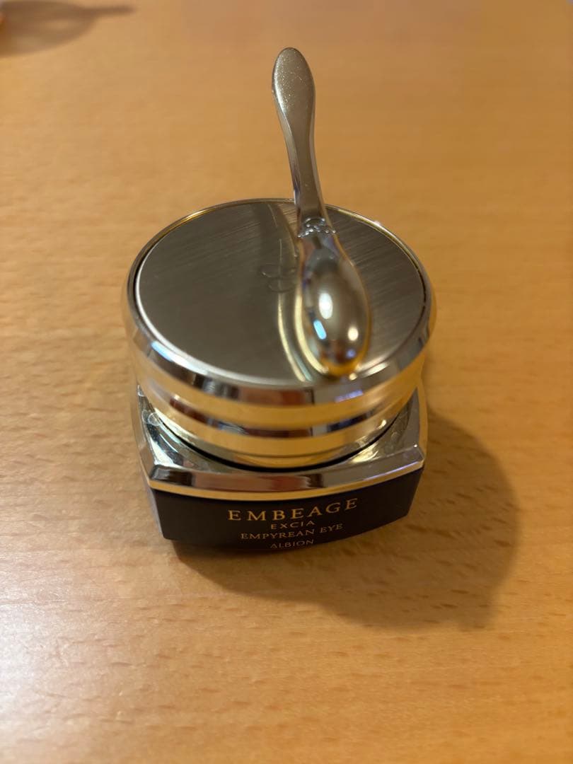 アルビオン　アンベアージュ エンピリアン アイ 20g アルビオン エクシア アンベアージュ エンピリアン アイ｜紹介記事