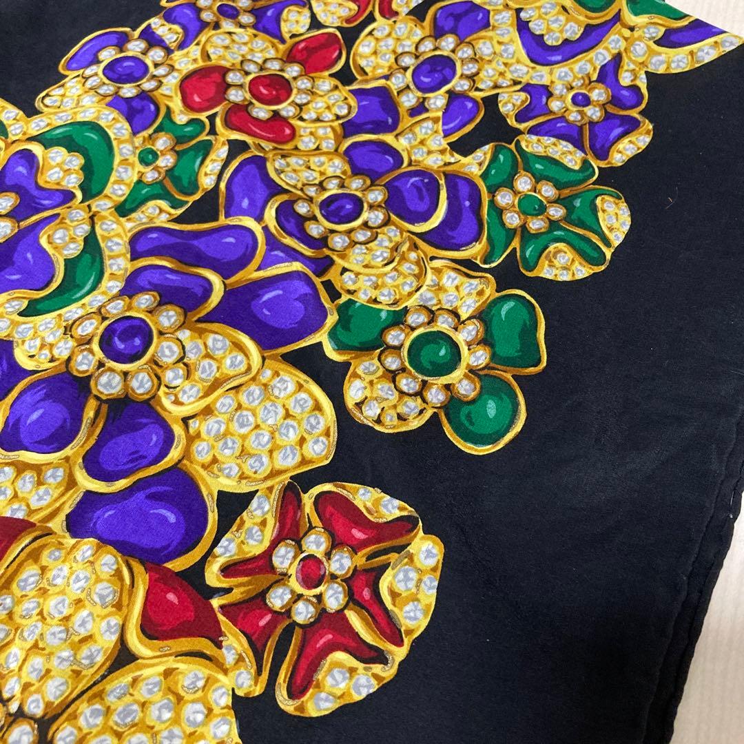 CHANEL シャネル シルク スカーフ 宝石柄 正規品 - メルカリ