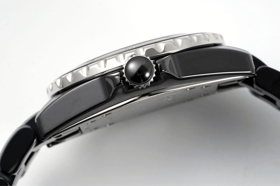 値下げ可能】シャネル CHANEL j12 時計 ノベルティ - メルカリ