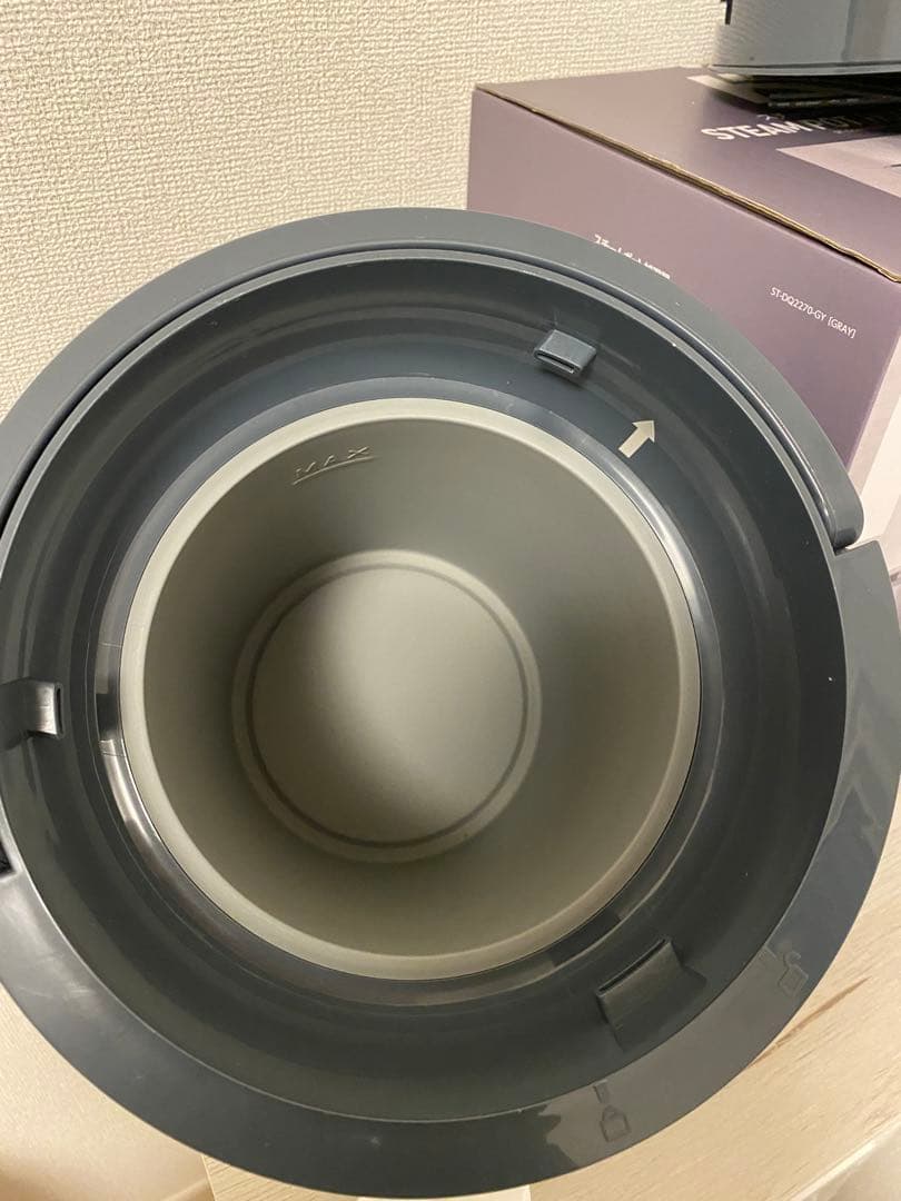 スチームポット加湿器 3.0L グレー　中はとても綺麗です