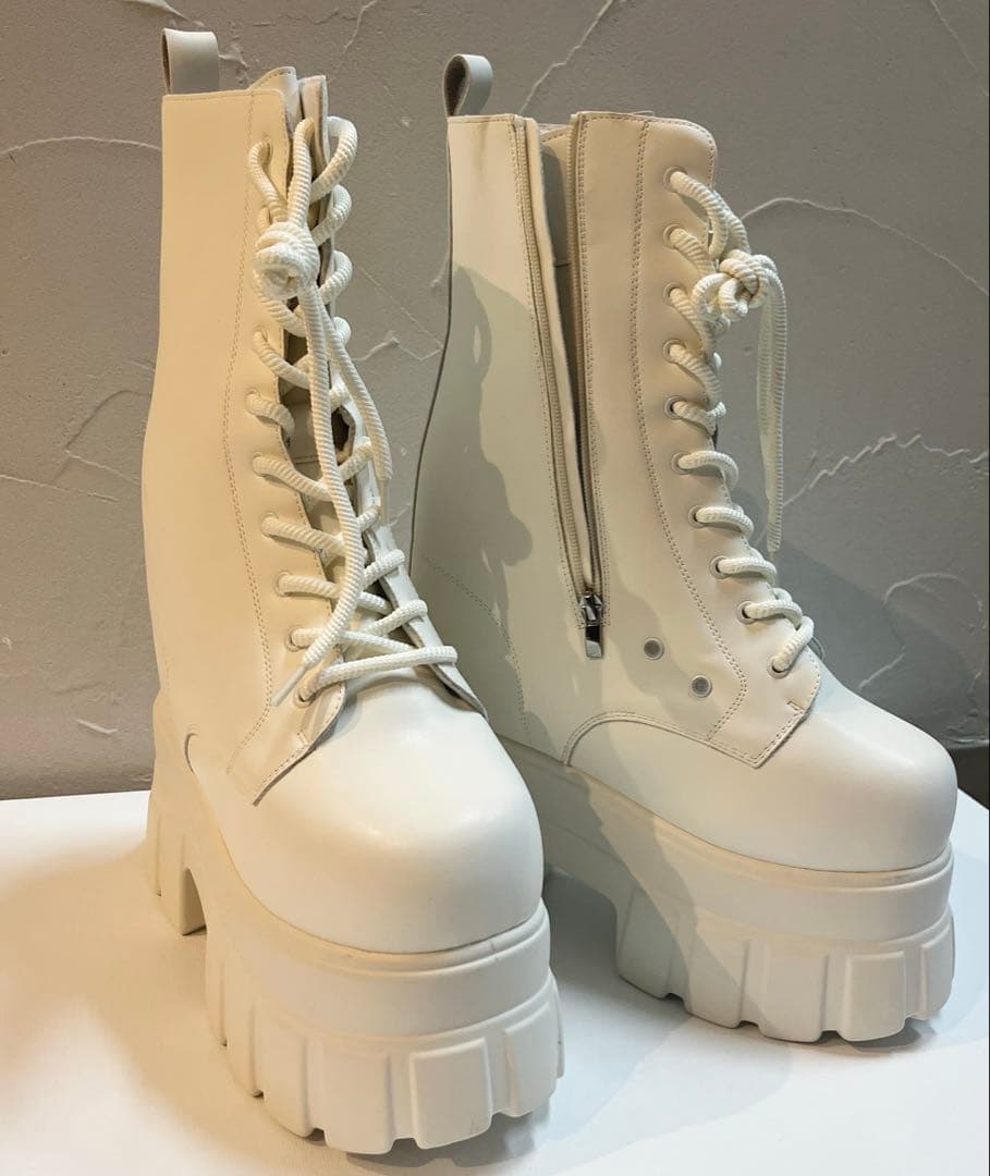 未使用】22㎝盛れるシークレットブーツ コスプレ｜淘宝網 - メルカリ