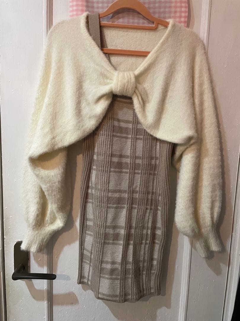 lip service ♡ リボンフェザーアンサンブルニットワンピース - メルカリ