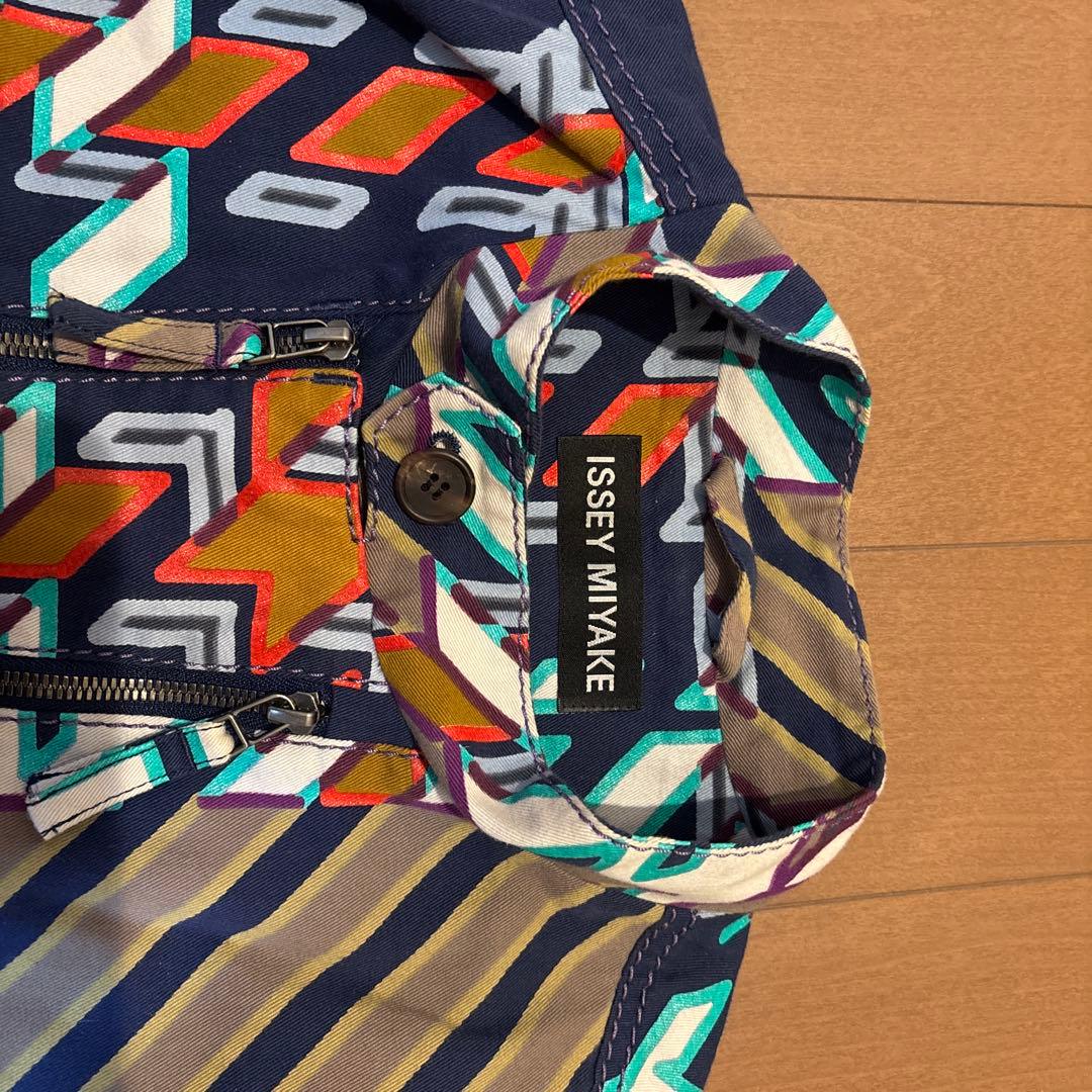 ISSEY MIYAKE 幾何学模様 長袖 - メルカリ