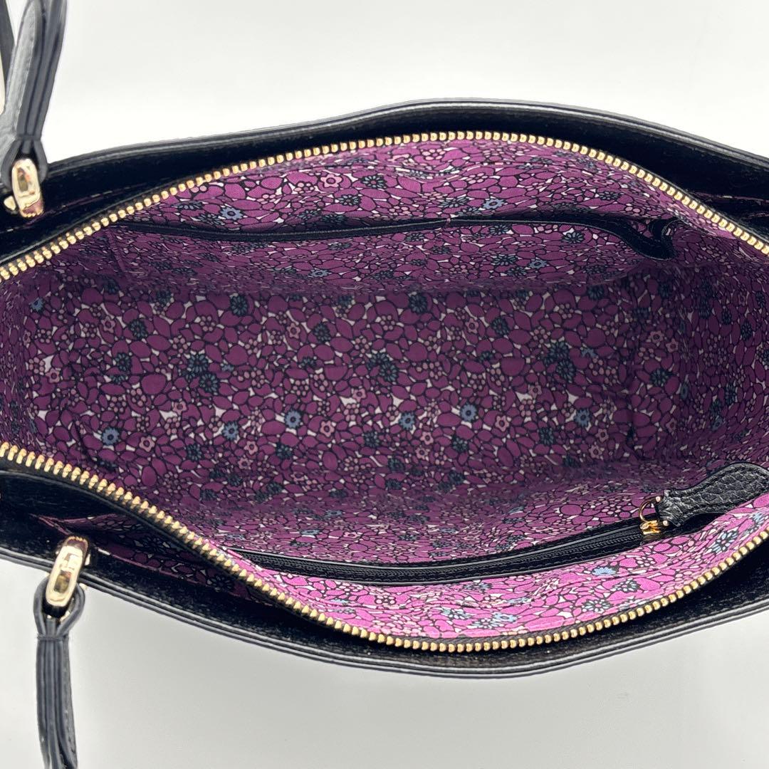 美品】ANNA SUI 自立 底鋲 肩掛け A4 ビジネスバッグ ロゴ