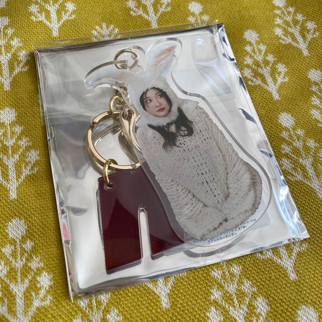 ☆未使用品 生見愛瑠 めるる ファンクラブ限定アクリルキーホルダー