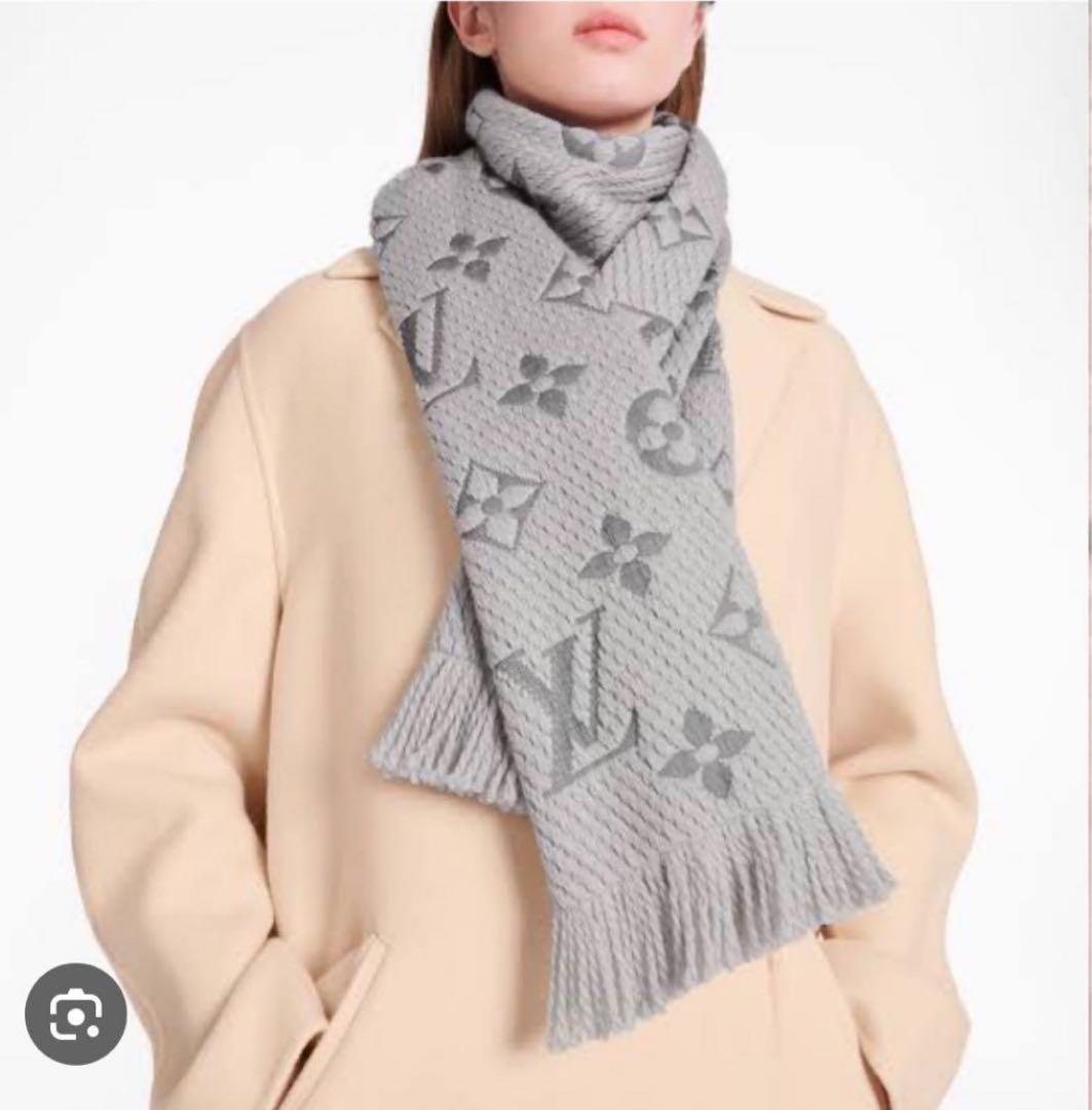 グレー ロゴ入り ウール混紡マフラー miu miu（ミュウミュウ） ロゴ マフラー カシミヤ混ウール グレー