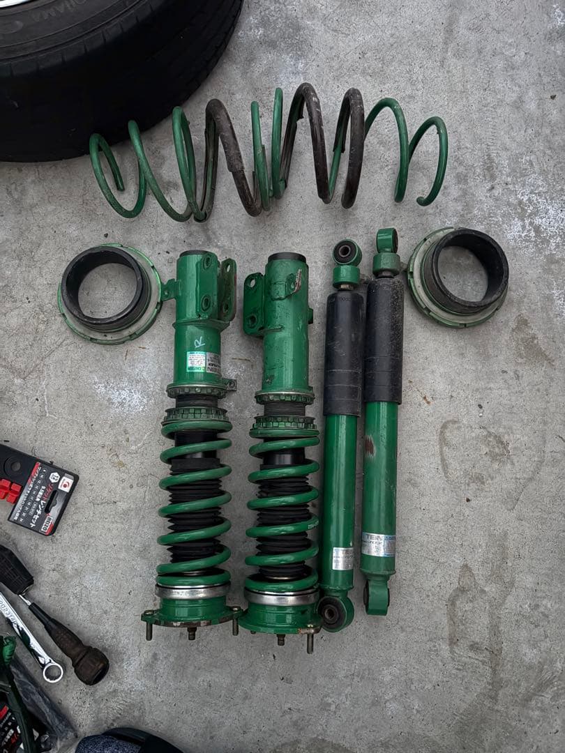 超値下しましたL250 エッセ ミラジーノ 車高調 テイン 値下しましたL250 エッセ ミラジーノ 車高調 テイン - メルカリ