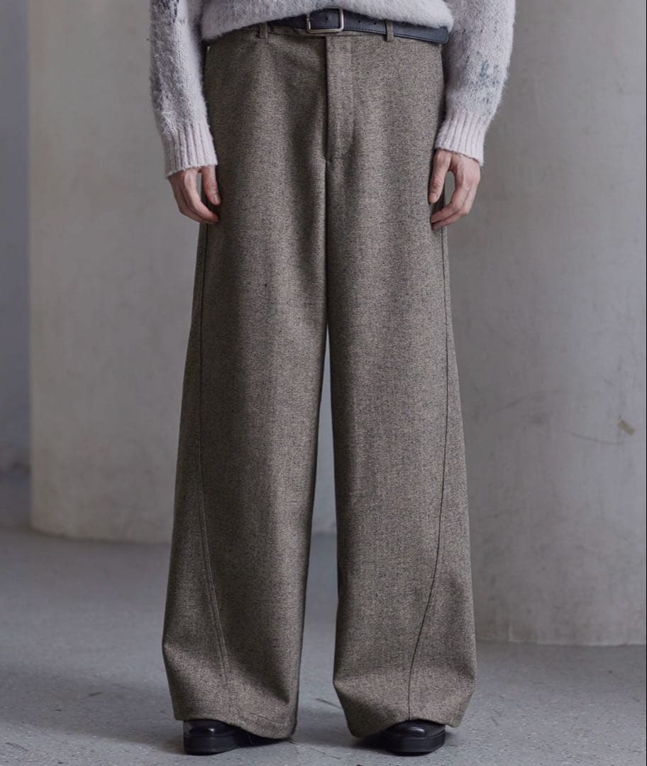 ウールブレンドヘリンボーンツイード3Dパンツ ベージュ CLEL - メルカリ