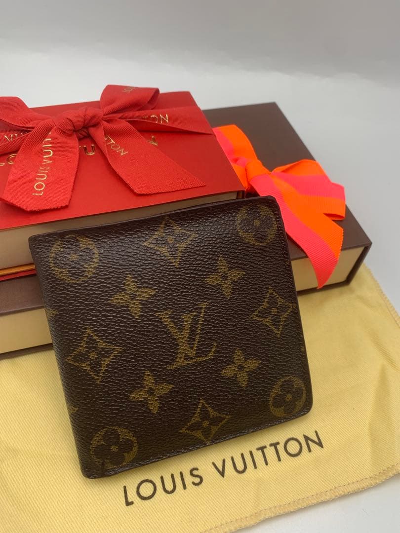 ルイヴィトン モノグラム 二つ折り財布 ポルトフォイユマルコ 楽天市場】【新品】 ルイヴィトン 二つ折り財布 ポルトフォイユ マルコ