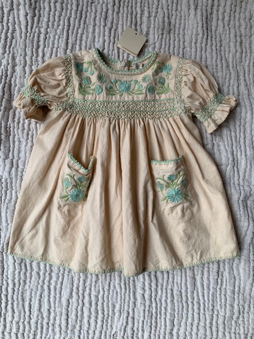 apolina ワンピース2-3y