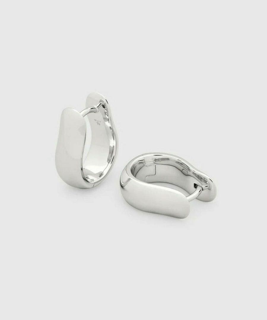 アクセサリー tomwood Oyster Hoops Small Silver Tom Wood Silver Oyster Hoops Small Earrings Tom Wood