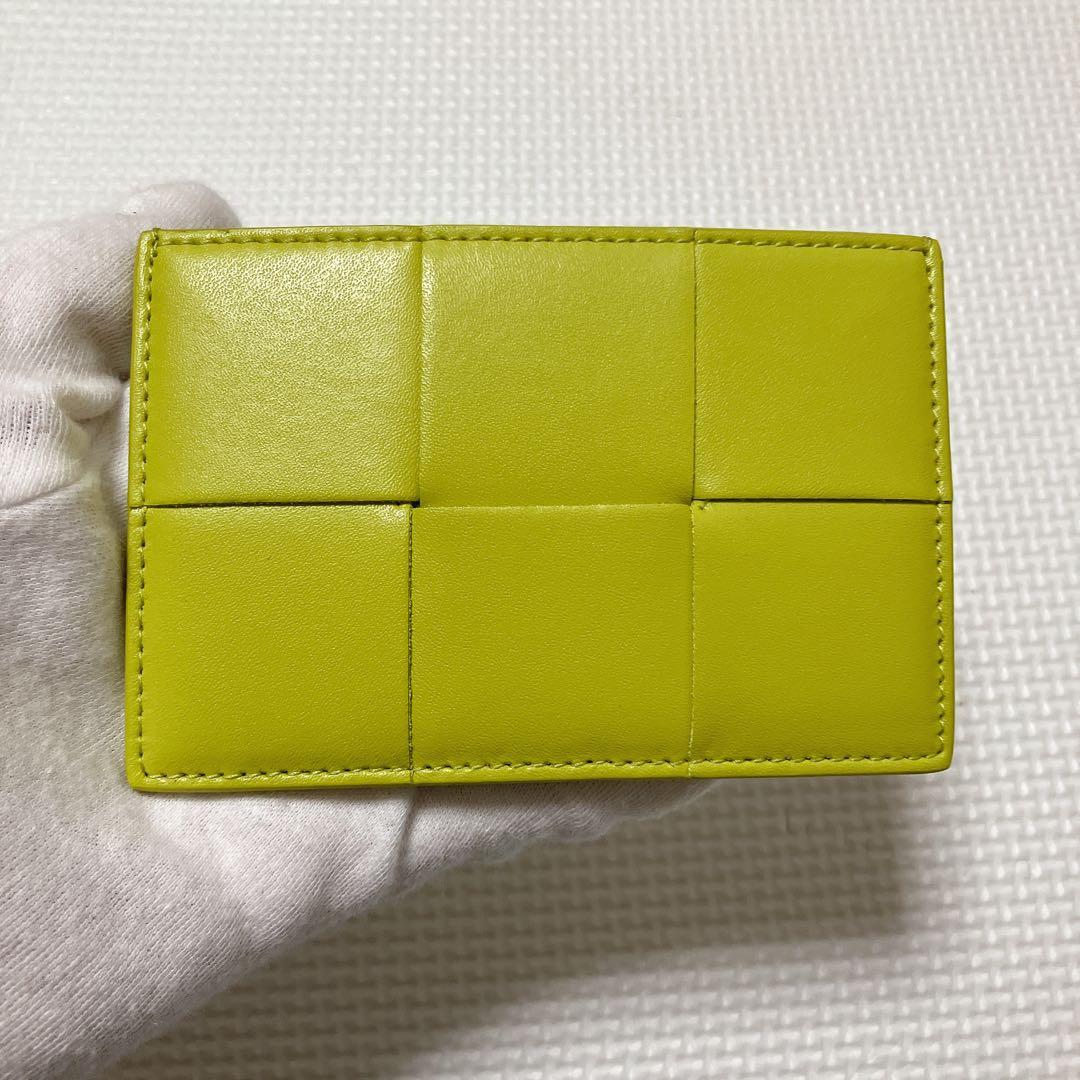 未使用BOTTEGA VENETA カセット レザーカードケース キウイ 箱袋付