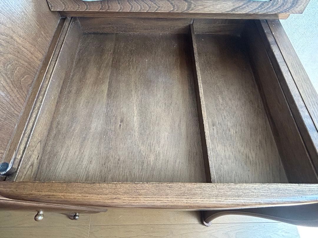 レトロ木製ドレッサー・鏡台・椅子 アンティーク調