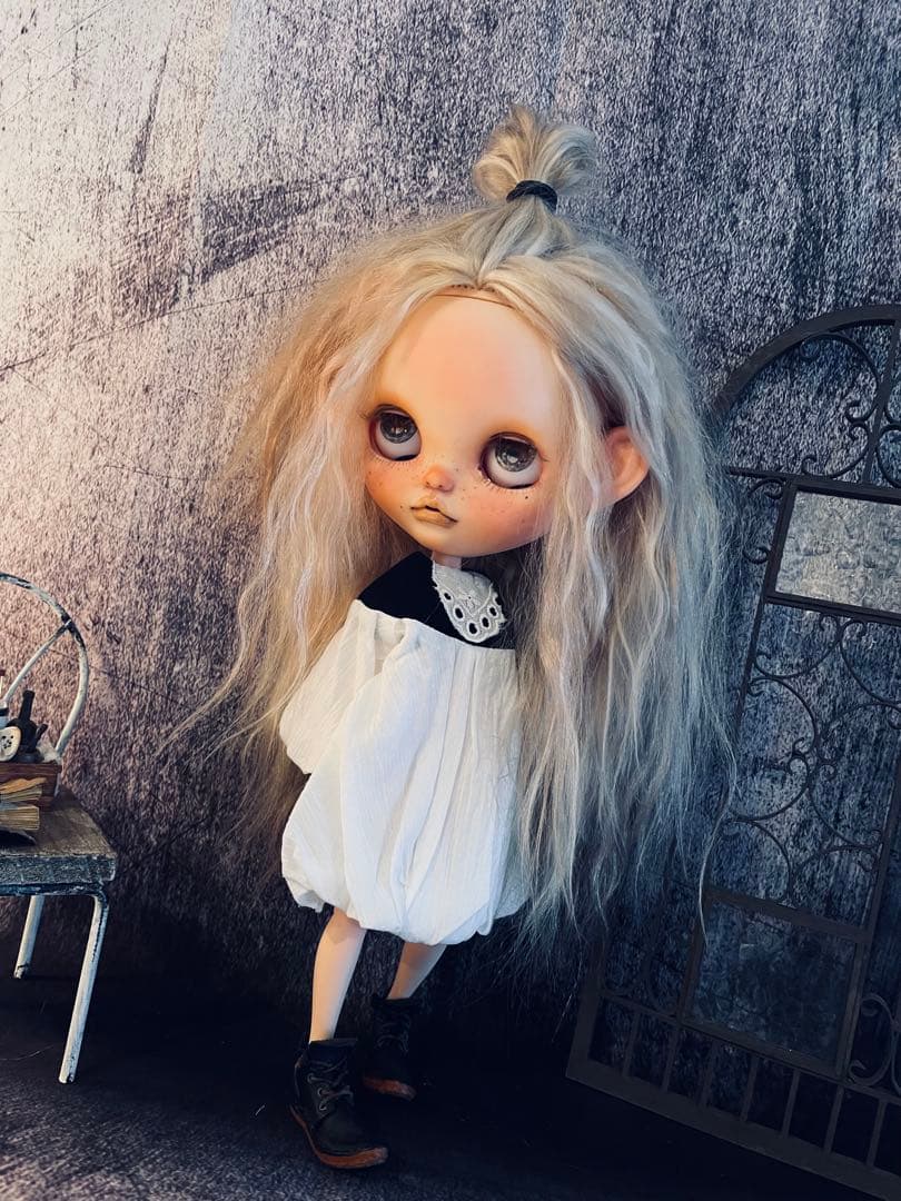 カスタム ブライス ビジューブリリアント頭皮付きモヘアアウトフィット付属