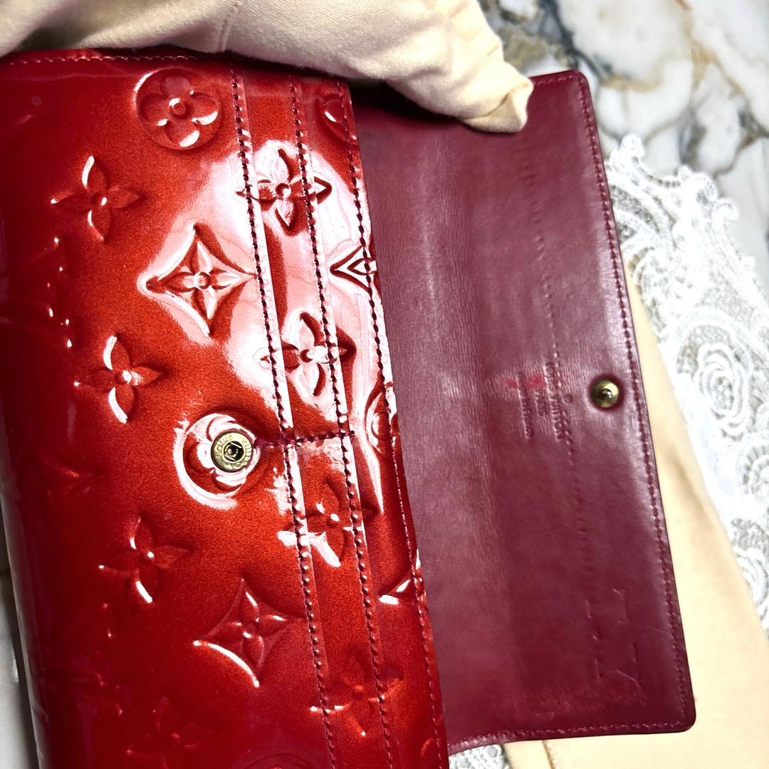 LOUIS VUITTON ルイヴィトン 長財布 ヴェルニ 赤 - メルカリ