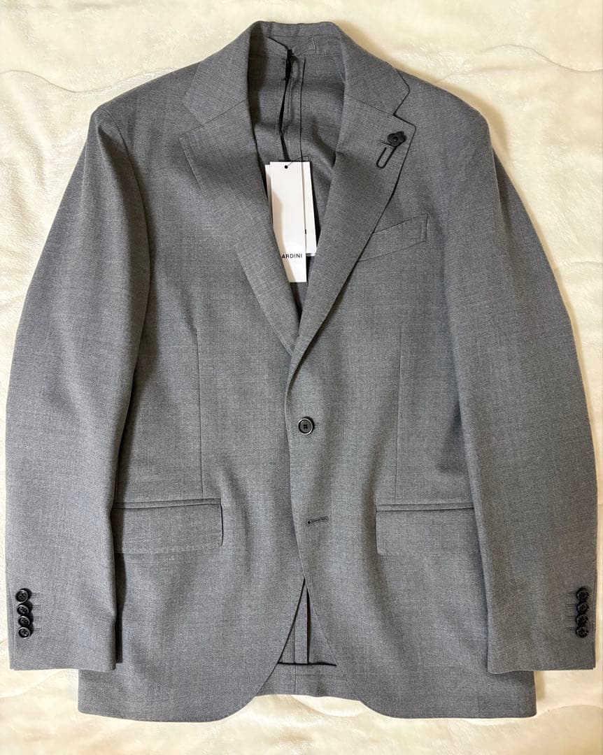 未使用品LARDINI ラルディーニ 新ロゴ グレー セットアップ 46 - メルカリ