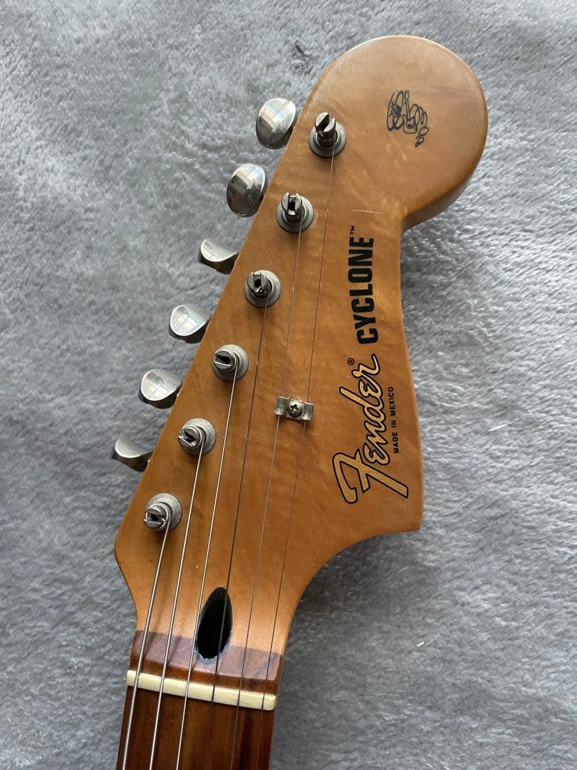 Fender Mexico Cyclone Orange フェンダーサイクロン - メルカリ