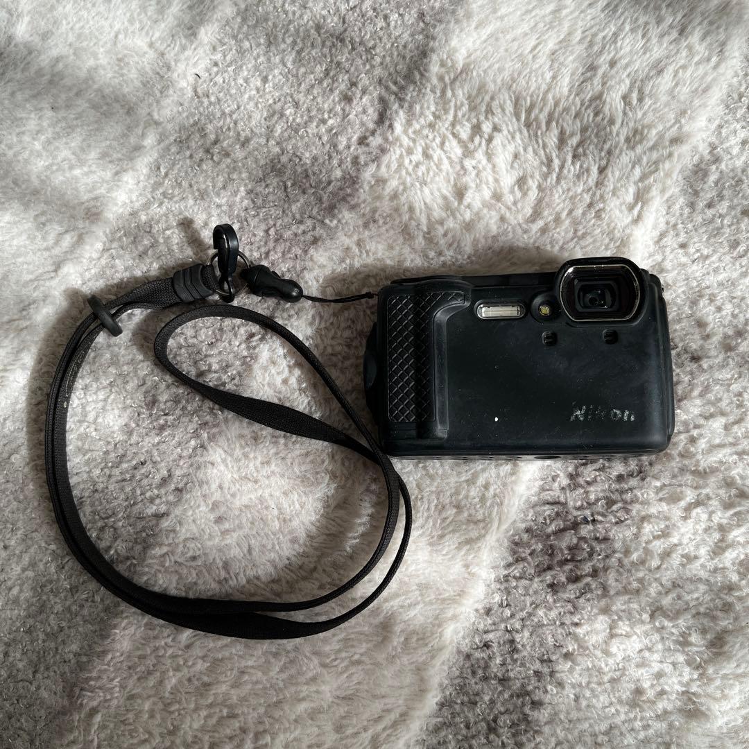 ニコン・クールピクスW300 Amazon.com : Nikon W300 Waterproof Underwater Digital Camera with
