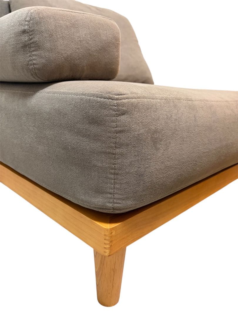 限界値下げ‼️】Soroi グレージュ 1人掛け ソファ•オットマン付き