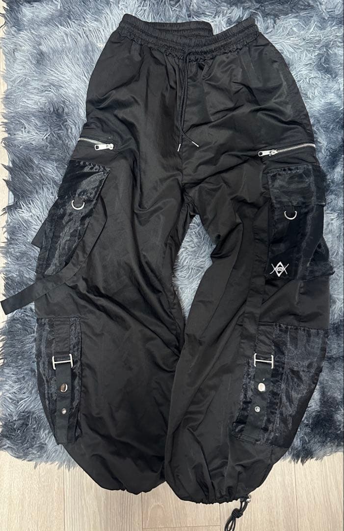 REFLEM/レフレム』シアーポケットナイロンカーゴパンツ - メルカリ