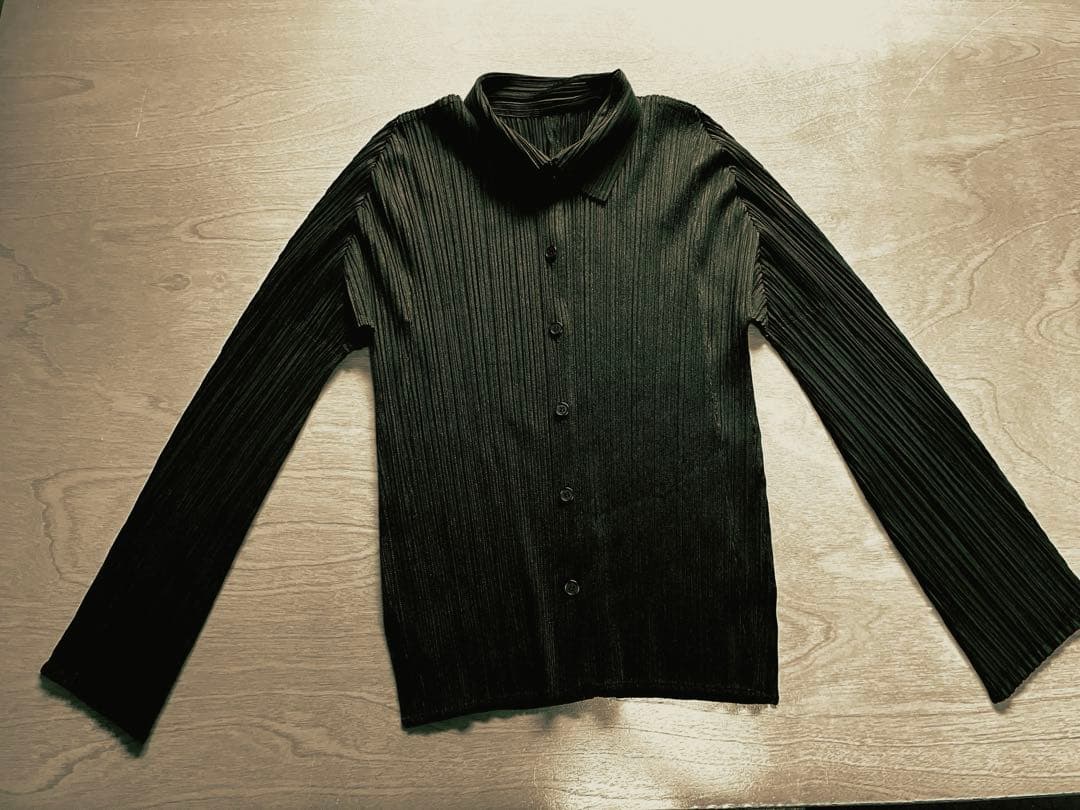 イッセイミヤケ　プリーツプリーズ　カーディガン 楽天市場】ISSEY MIYAKE イッセイ ミヤケ PLEATS PLEASE プリーツ