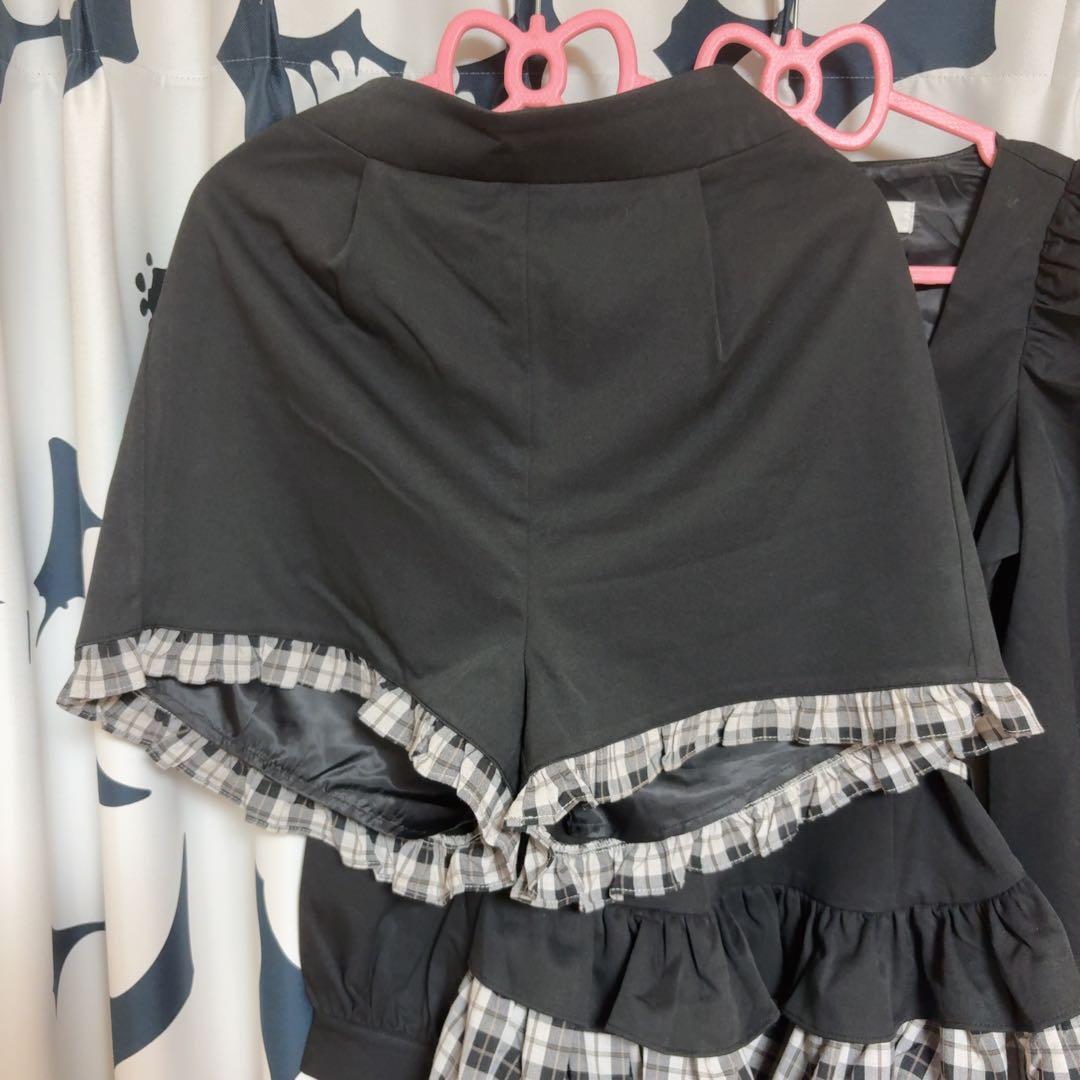 はしごリボンティアード セットアップ ブラック pium - メルカリ