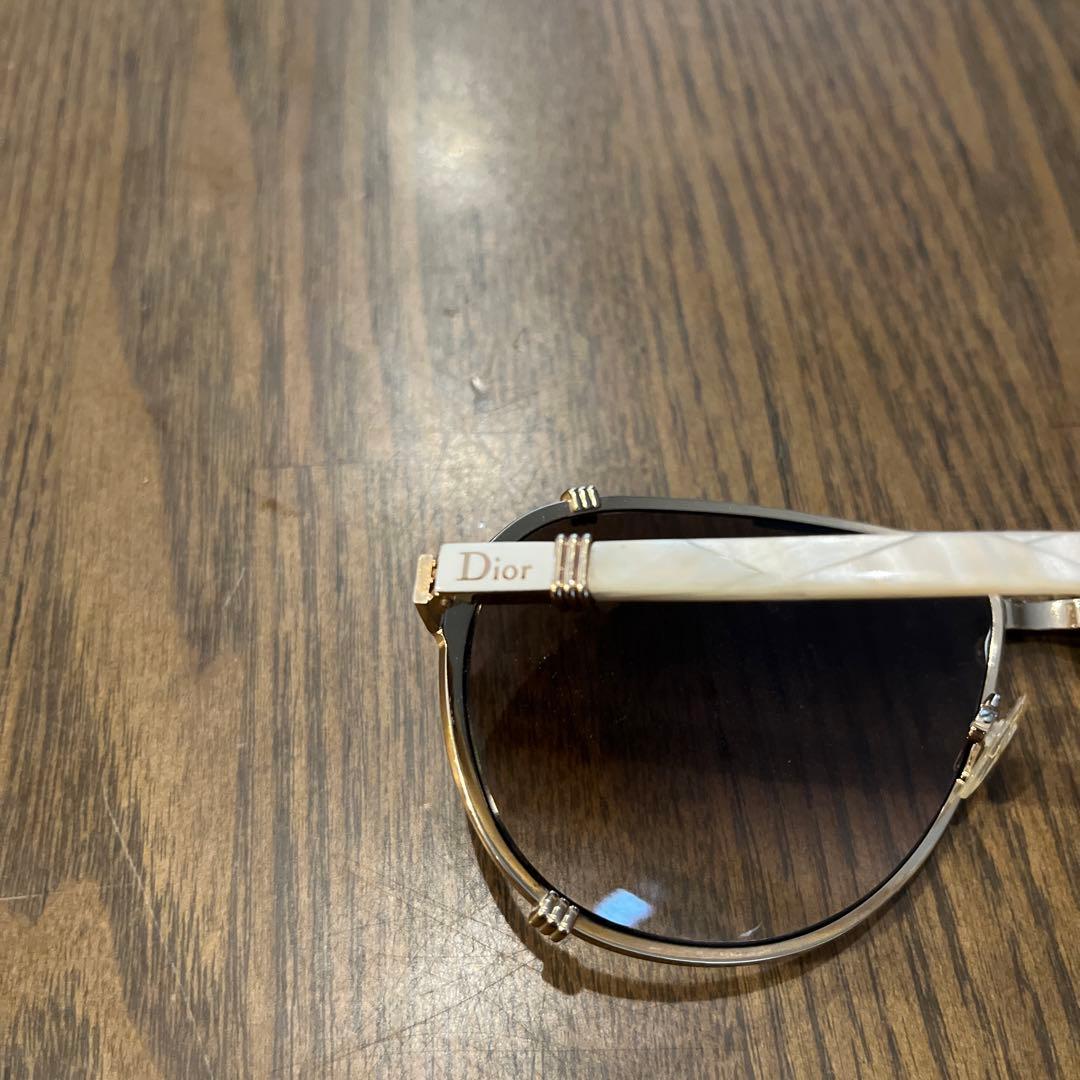 Dior ゴールドフレーム ブラウンレンズ サングラス - メルカリ