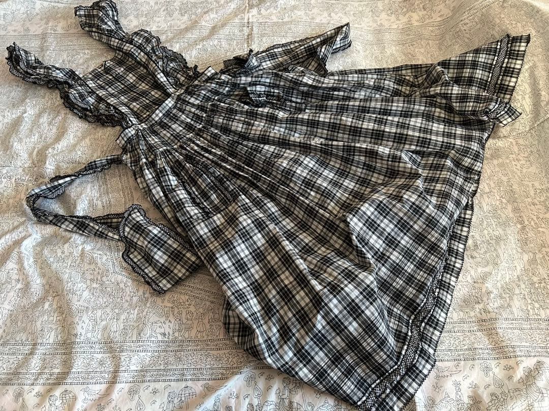 PRADAプラダ カーキ 100%ウール スカート サイズ42