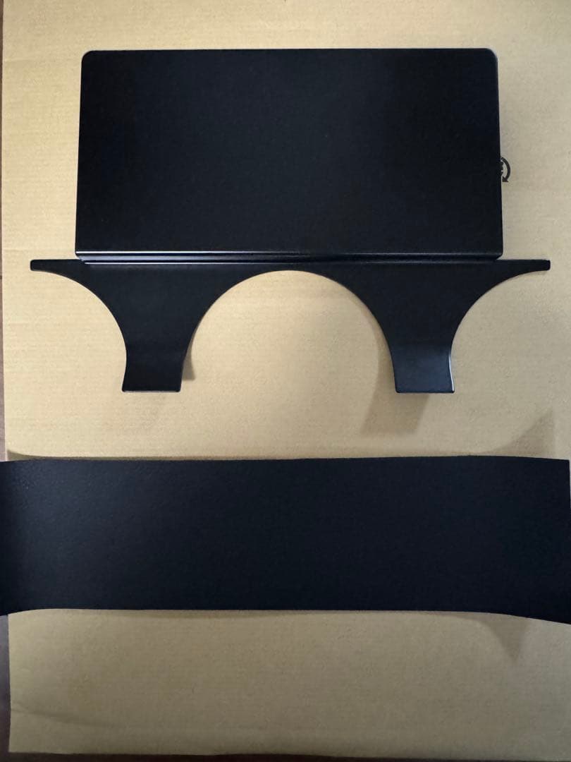 AUDI TT（8S）専用モニターステー 非売品（艶消し黒塗装済み） パネル