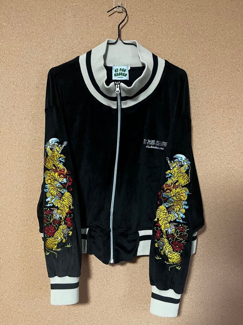 美品✨️ チュウカタベタイ Tiger track crop jacket 刺繍 Tiger track crop jacket【Black】 | チュウカタベタイ