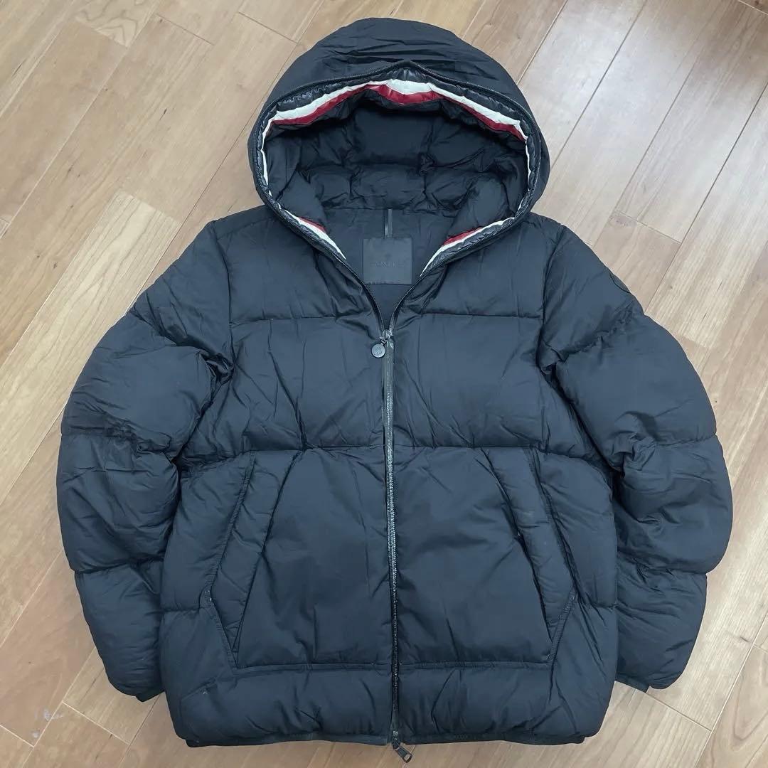近年モデル MONCLER CHAMPSAUR ダウンジャケット 3 XL相当 モンクレール MONCLER CHAMPSAUR 1B551-00-53333 ダウンジャケット