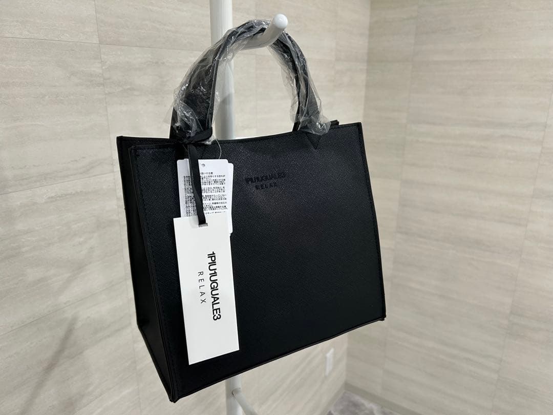 1PIU1UGUALE3 RELAXシンセティックサフィアーノミニトートバッグ 1PIU1UGUALE3 RELAX(ウノピゥウノウグァーレトレ リラックス