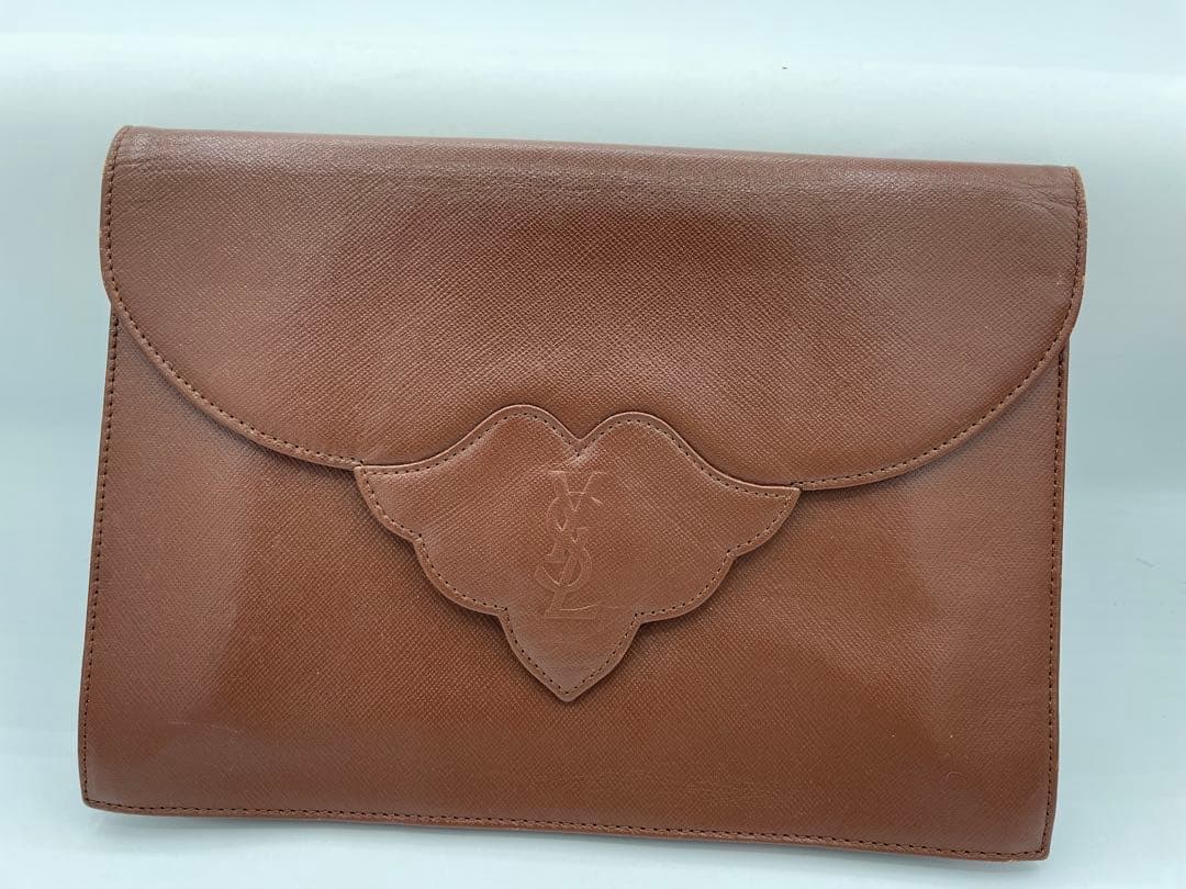 YSL ブラウン クラッチバッグ Yves Saint Laurent クラッチバッグ - メルカリ