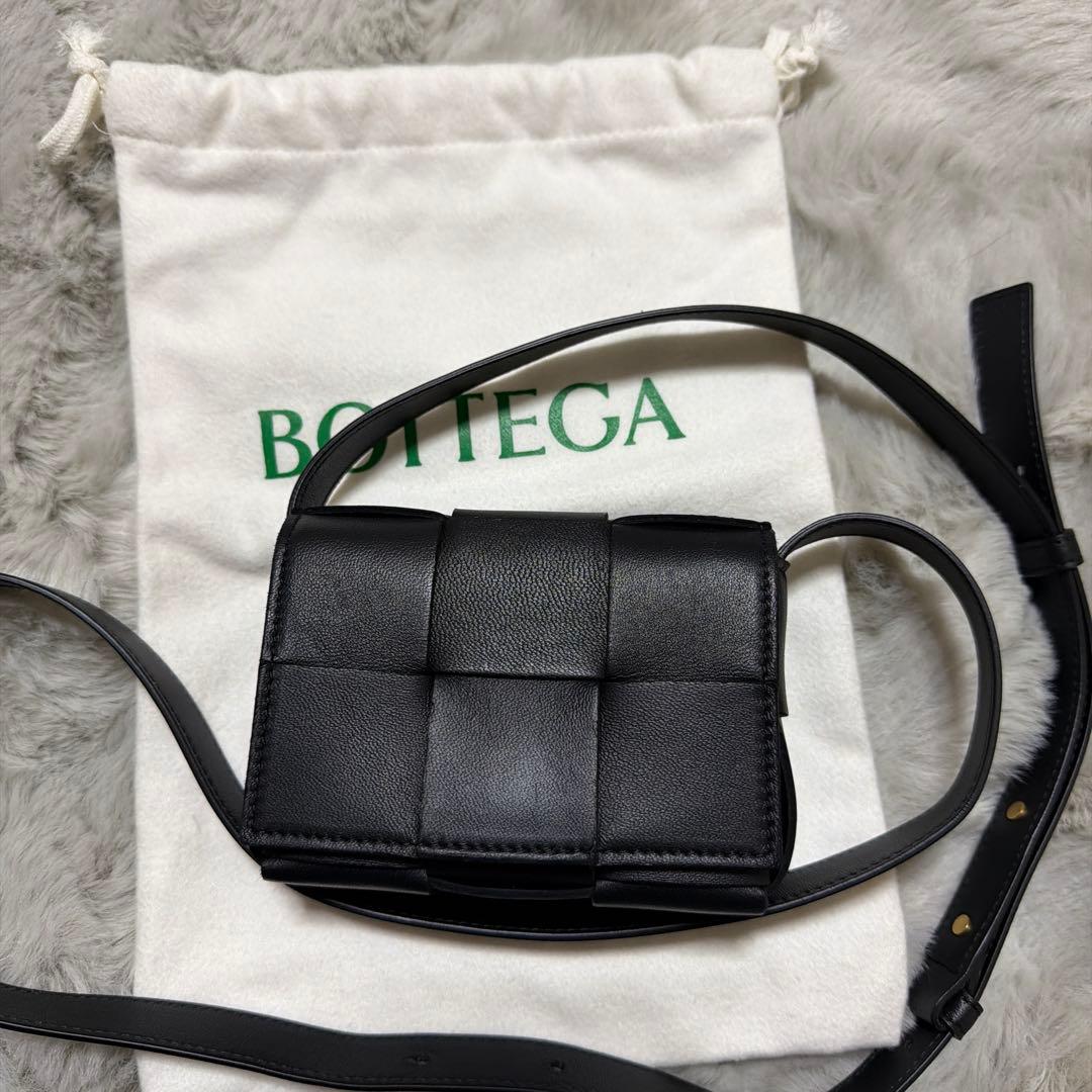 Bottega Veneta ボッテガヴェネタ カセットバック BOTTEGA VENETA（ボッテガ・ヴェネタ） CANDY CASSETTE 666688 VMAY1