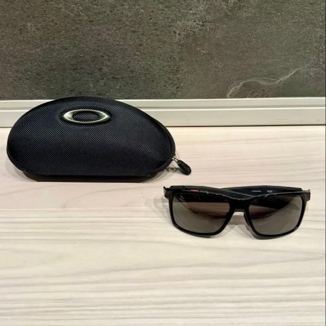パパ★Oakleyブラックサングラス Oakley Holbrook Polarized Sunglasses OO9244-02 Black/Black Iridium
