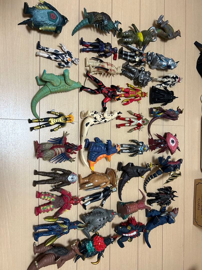 ウルトラマン　怪獣 Amazon.co.jp: ウルトラマンデッカー ウルトラ怪獣DX マザースフィア