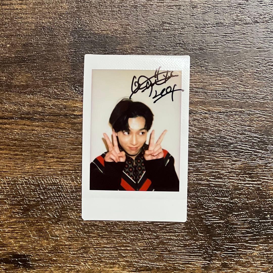 松本怜生 直筆サイン入り 直筆サイン入り】松本怜生 写真集 - メルカリ