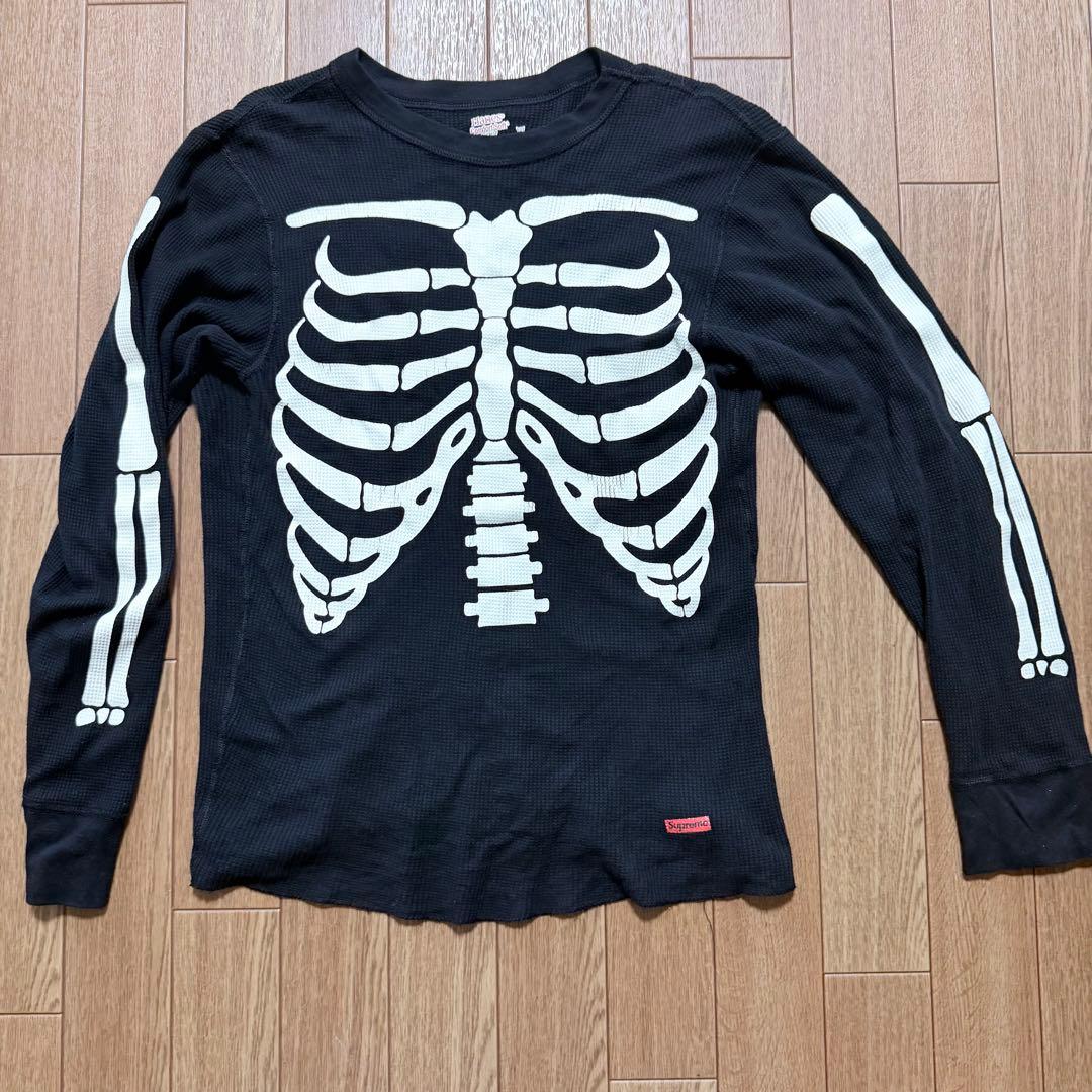 supreme 骨サーマル サイズs - メルカリ