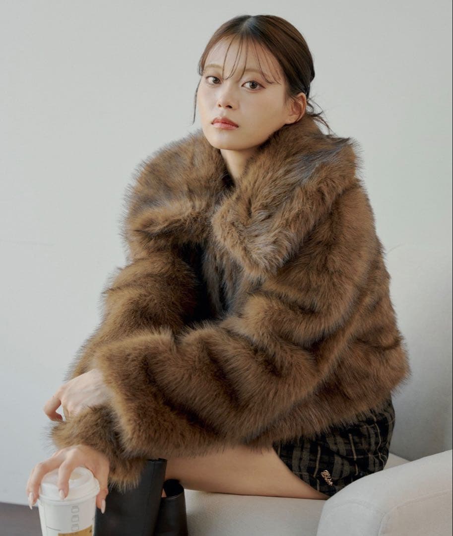 Chico ファーショートコート セール】ファーショートコート（その他アウター）｜Chico（チコ）の