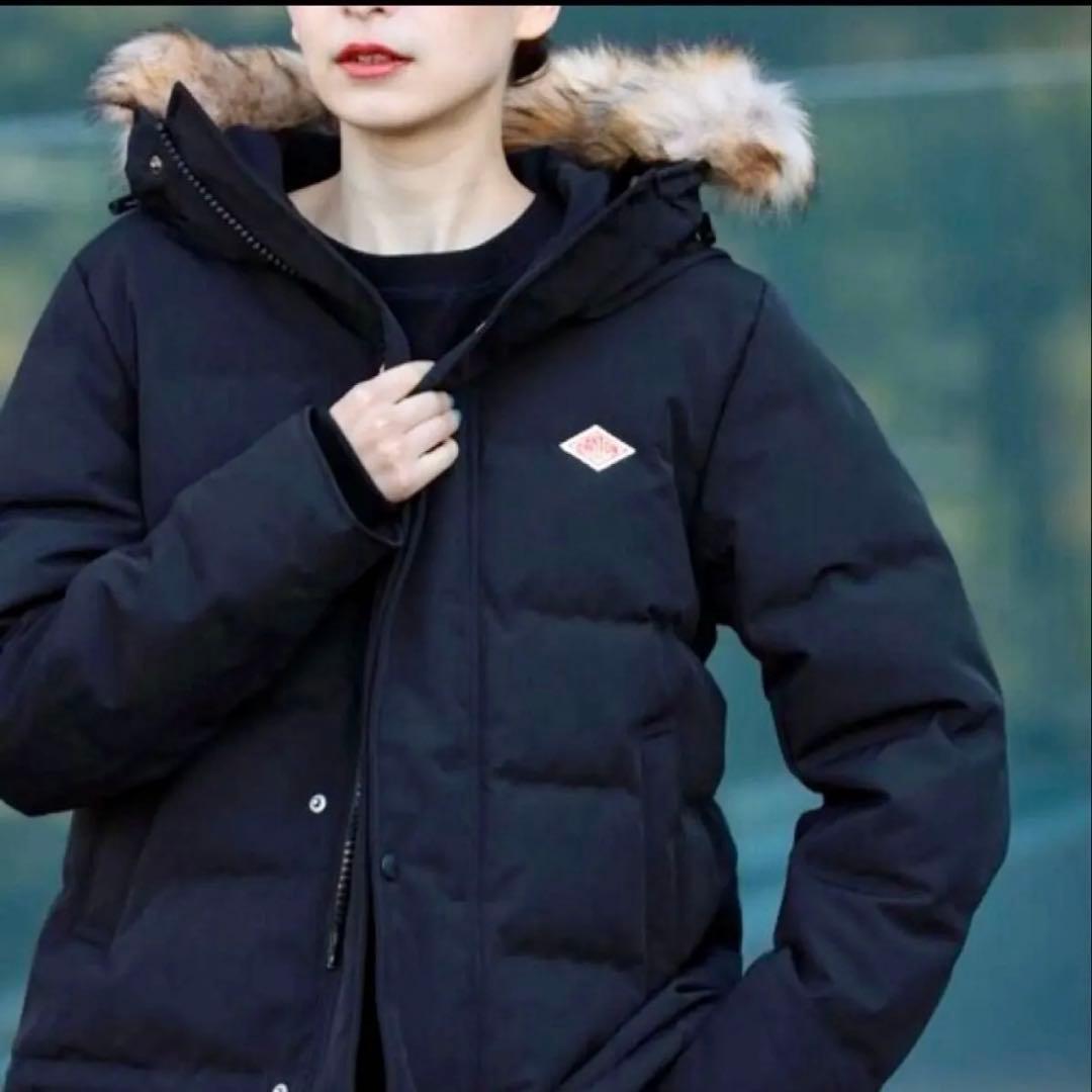 DANTON　ファー付きダウンジャケット36 ブラック　美品　最終お値下げ Danton（ダントン） ファー付き フーデッドダウンジャケット ブラック