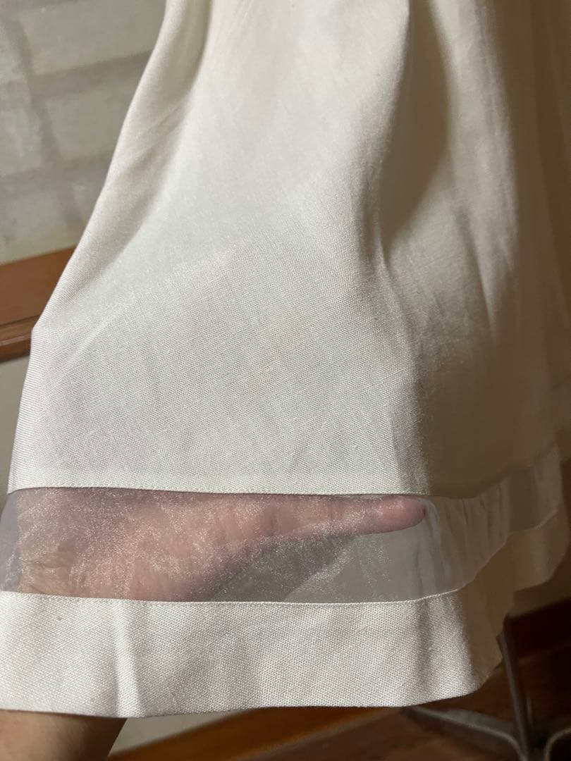 ゆか　　　春夏　ジバンシー　美ライン　スカート