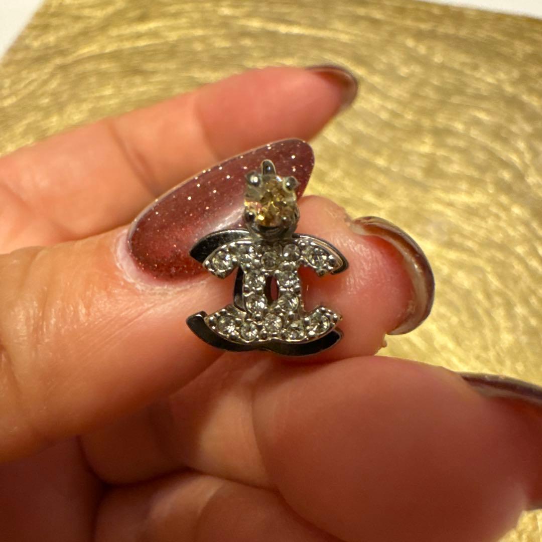 シャネル　CCロゴ ピアス(片耳用) シルバー　ラインストーンつき 楽天市場】シャネル CHANEL ピアス CCマーク ダブルC ラインストーン