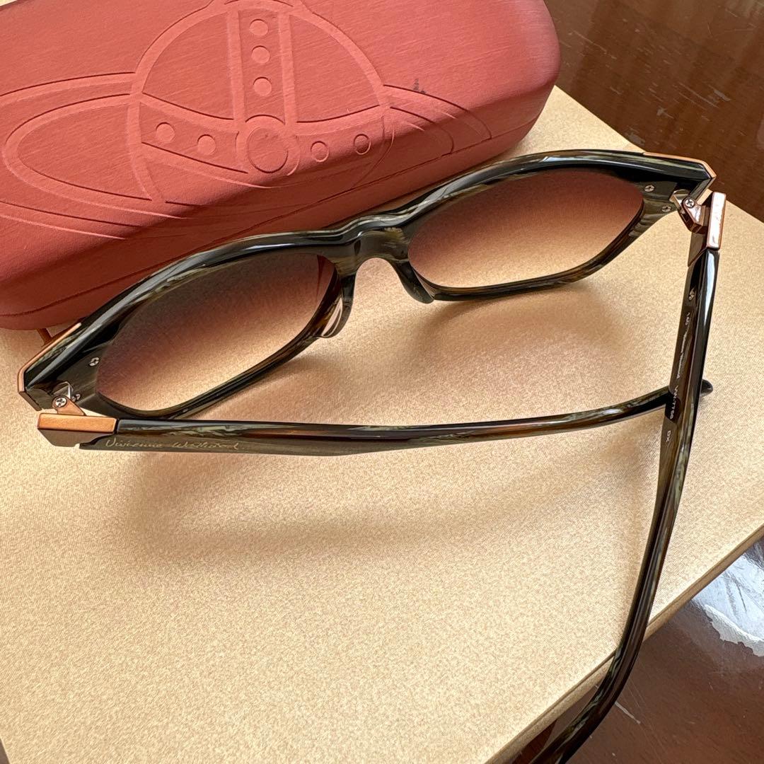 Vivienne Westwoodブラウン ツートンカラーサングラス ケース付き