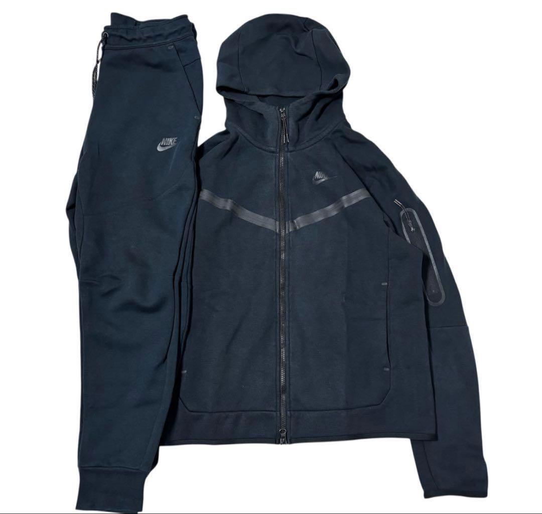 ナイキ テックフリース パーカー ジョガーパンツ 上下セットアップ 黒