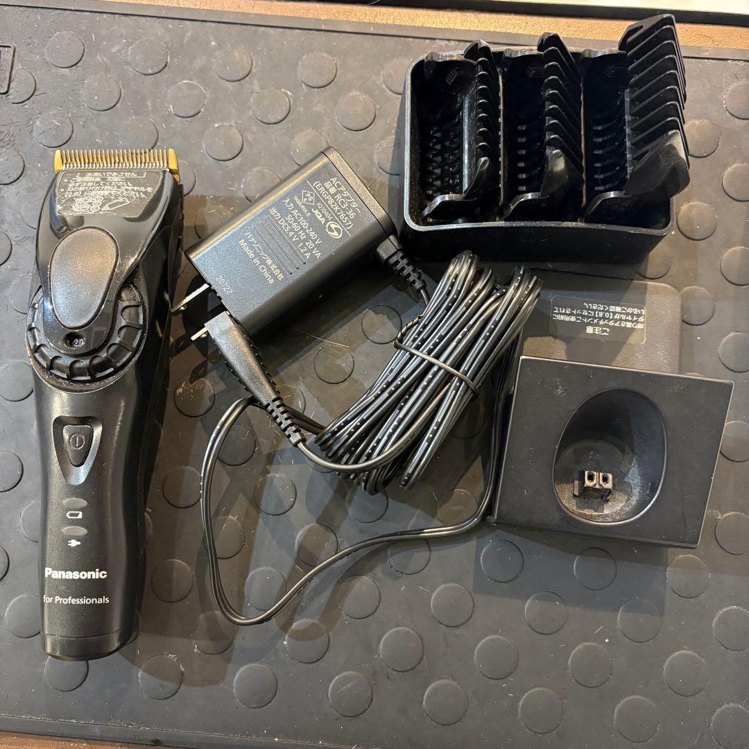 (*)様 Panasonic プロリニアバリカン 充電器付き　ER-GP82 楽天市場】［RSL］パナソニック バリカン ER-GP82-K（ER-GP80-K 後継機